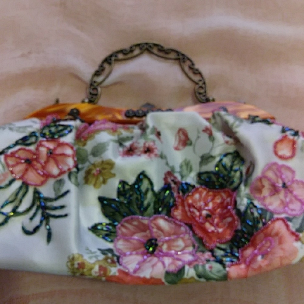 Bag - Picture 2 of 4